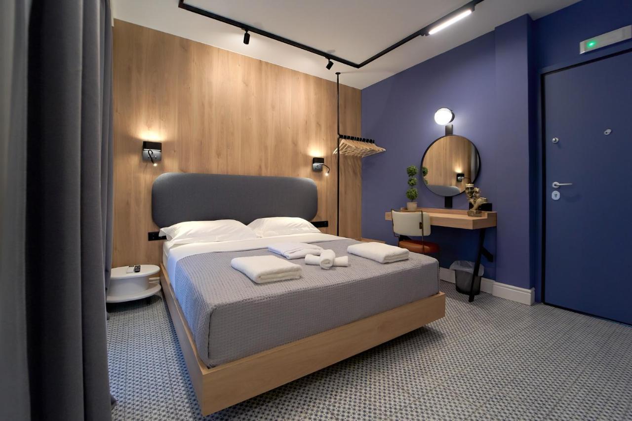 Apartment Polis Center With Private Parking *