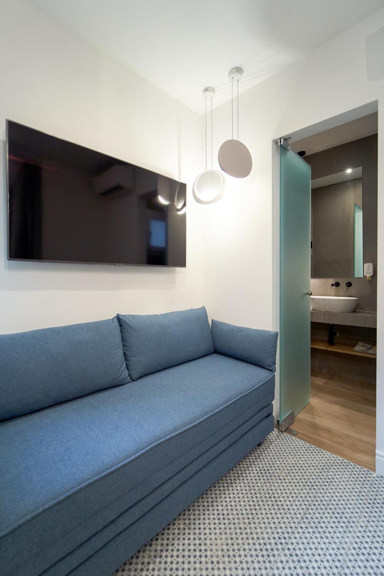 Polis Center With Private Parking Apartment