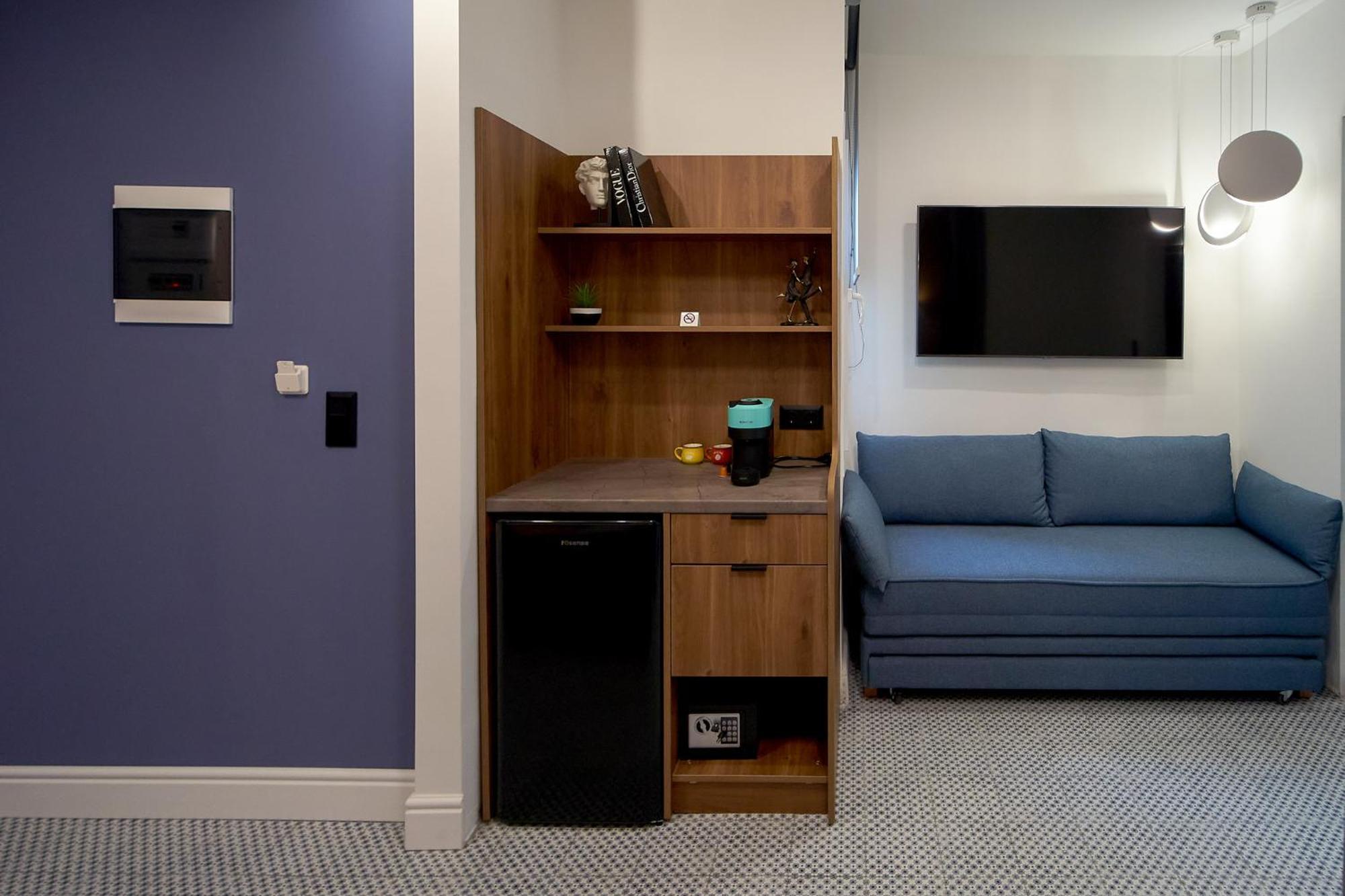 Polis Center With Private Parking Apartment